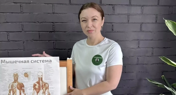 Вечерняя тренировка для похудения: как заниматься дома и не нарушить сон (видео)
